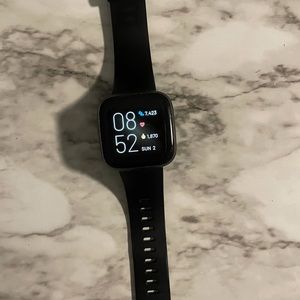Fitbit Versa 2